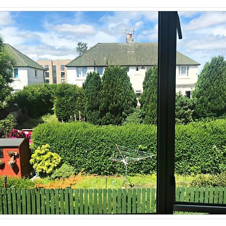 Bright & Spacious Double Room With Garden View- Close To Airport & City Centre Эдинбург Экстерьер фото